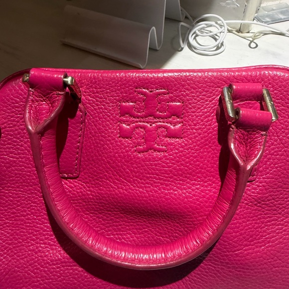 Tory Burch fuchsia pink Leather Crossbody Bag - Picture 2 of 5